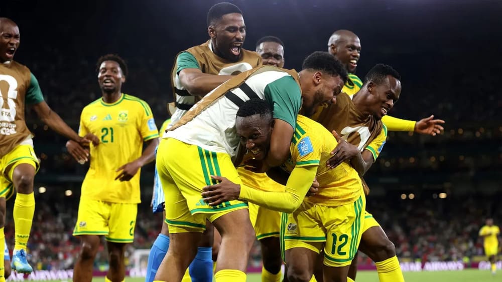 Südafrika schreibt Geschichte: Bafana Bafana ziehen erstmals in die K.o.-Runde der Weltmeisterschaft ein